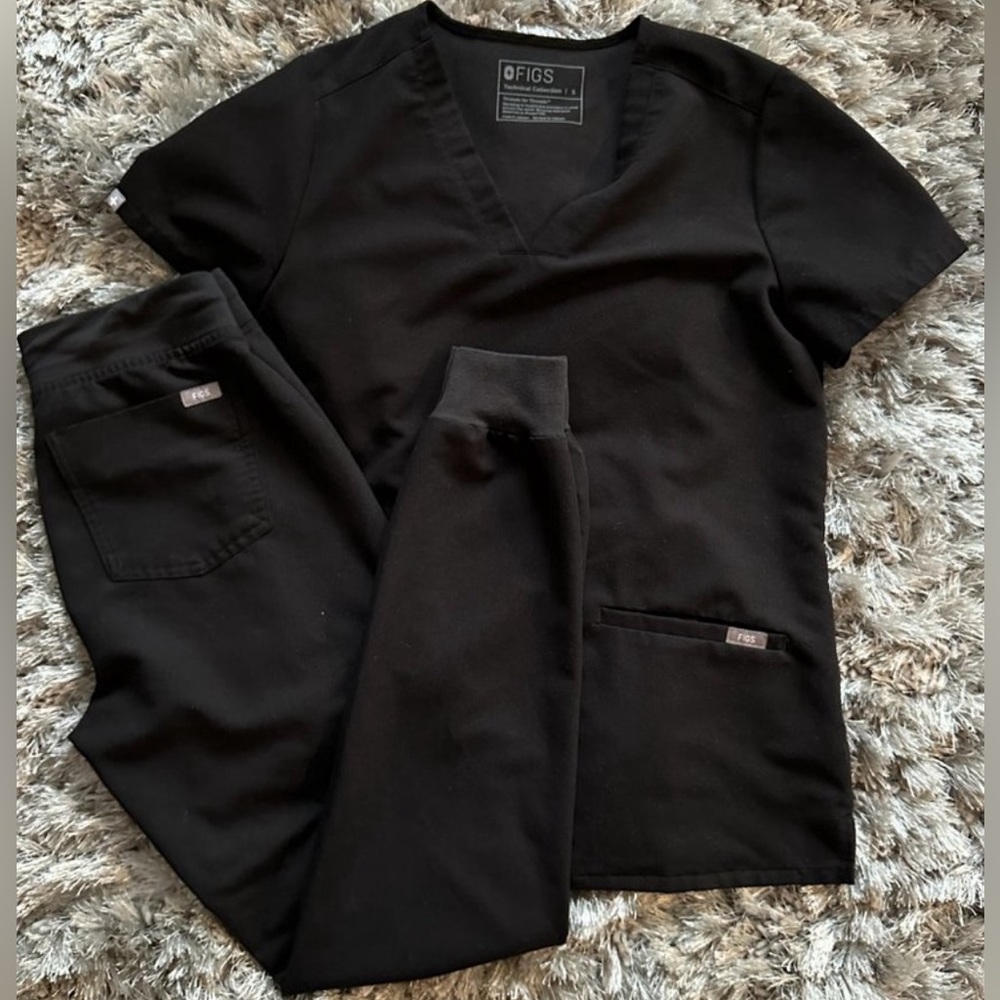 Figs Scrubs Set - Black
